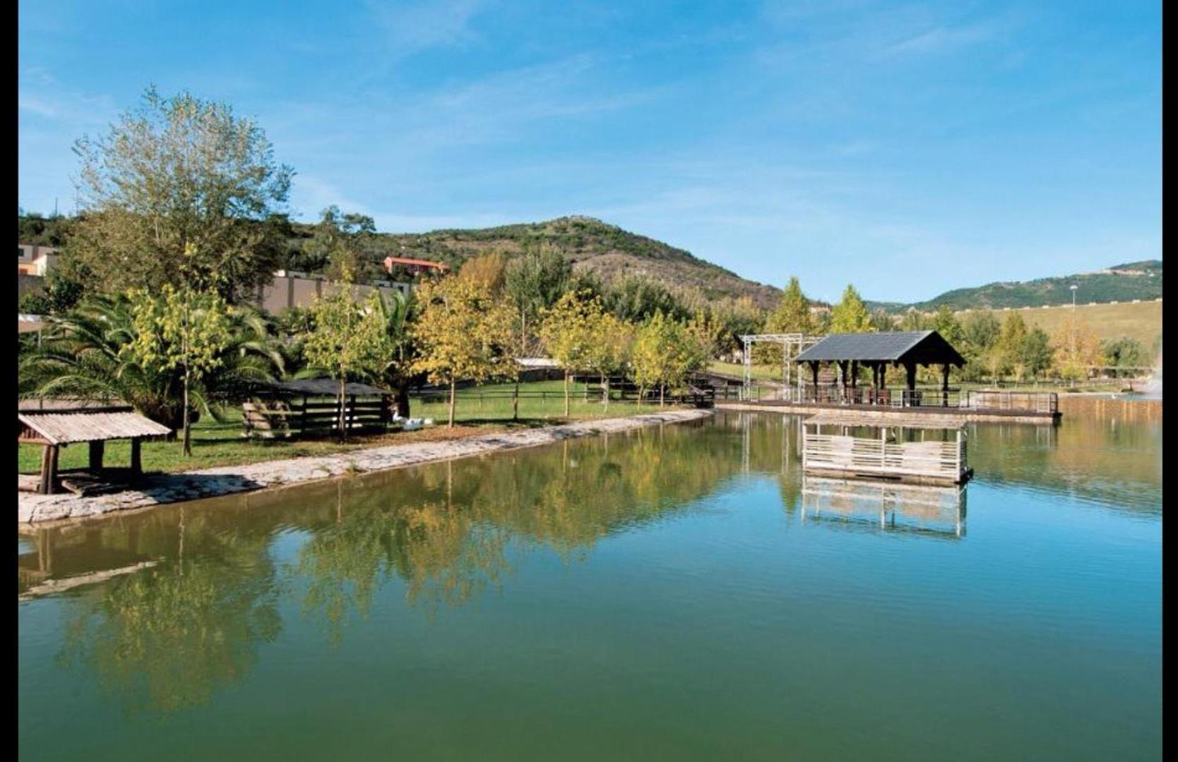 Case Vacanza E Camere In Villa Isabella Con Parcheggio Custodito E Wifi Джоя-дель-Колле Экстерьер фото