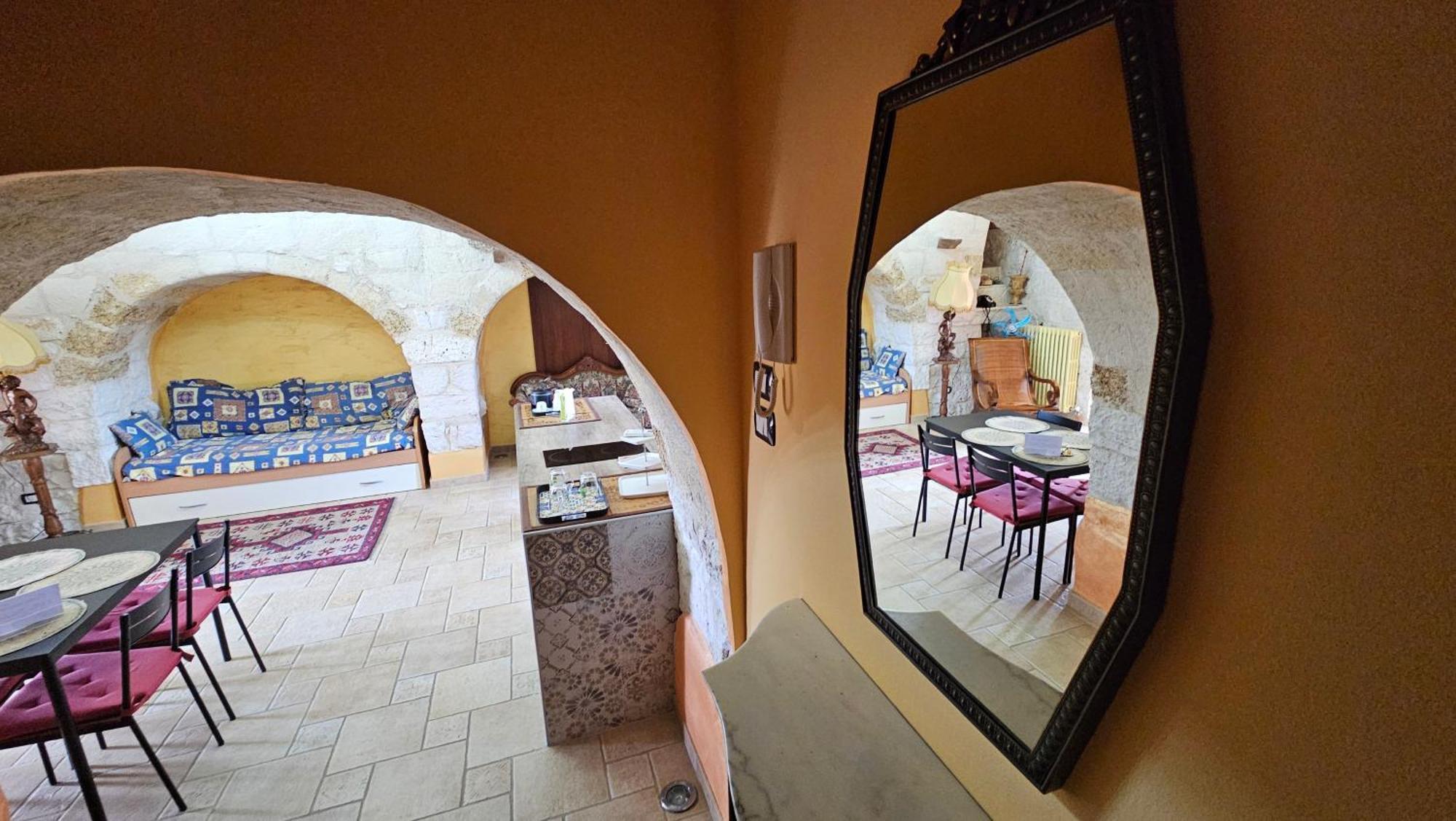 Case Vacanza E Camere In Villa Isabella Con Parcheggio Custodito E Wifi Джоя-дель-Колле Экстерьер фото