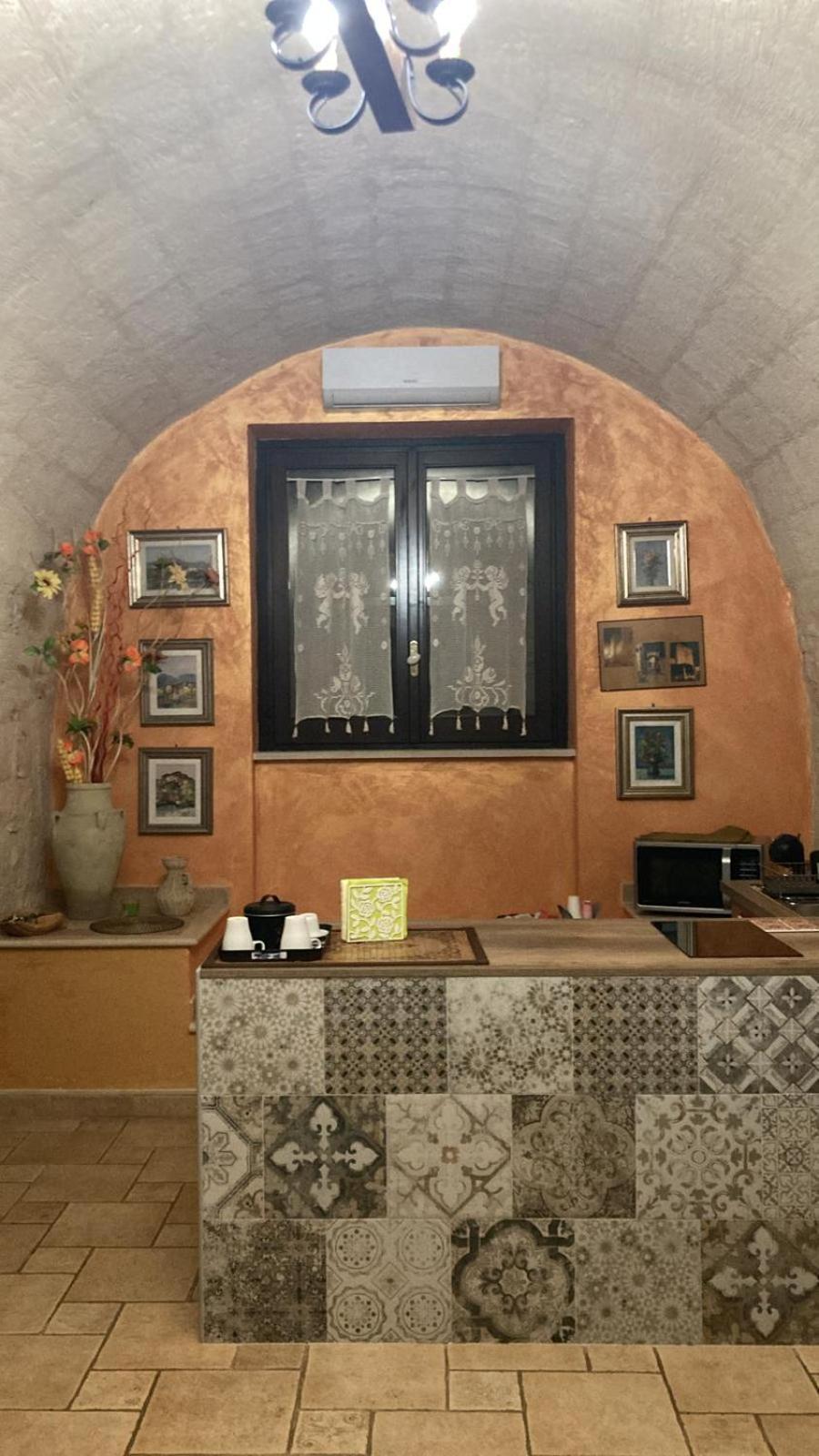Case Vacanza E Camere In Villa Isabella Con Parcheggio Custodito E Wifi Джоя-дель-Колле Экстерьер фото